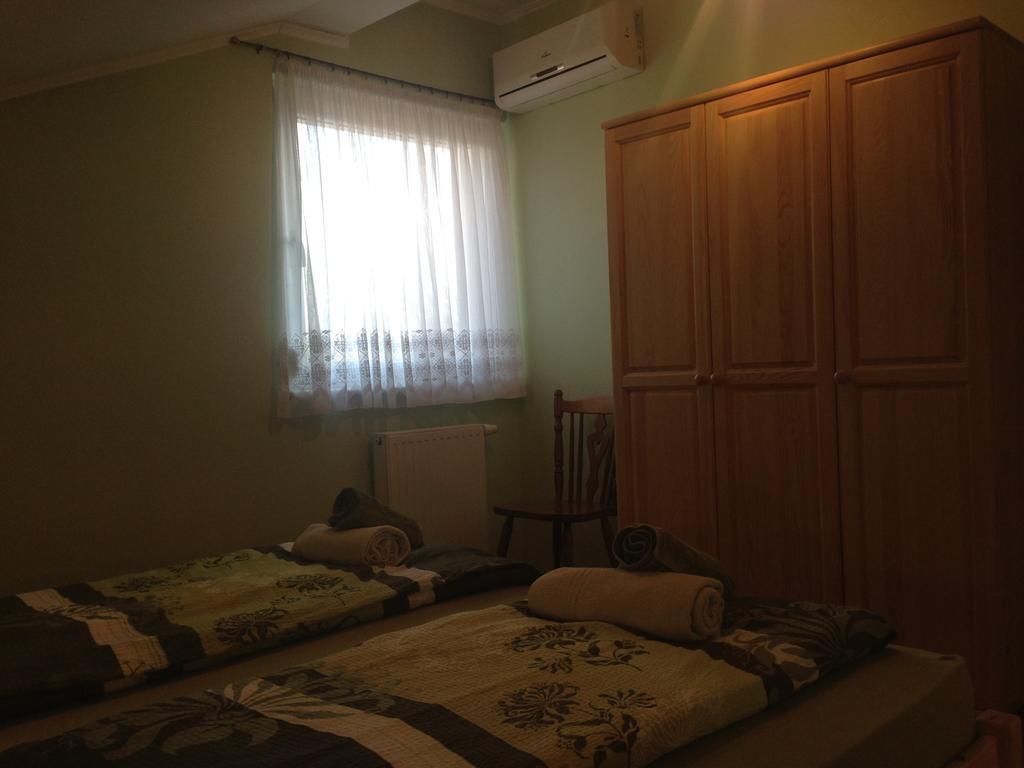 Elena Villa Heviz Room photo